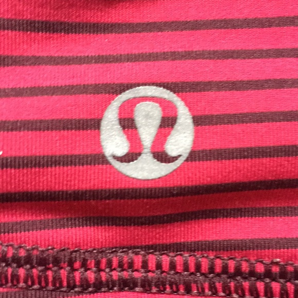 EUC Lululemon athletic top size 2 - Picture 1 of 4